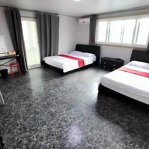 2* Guest house 1012 House Namsan - Foreigner Only